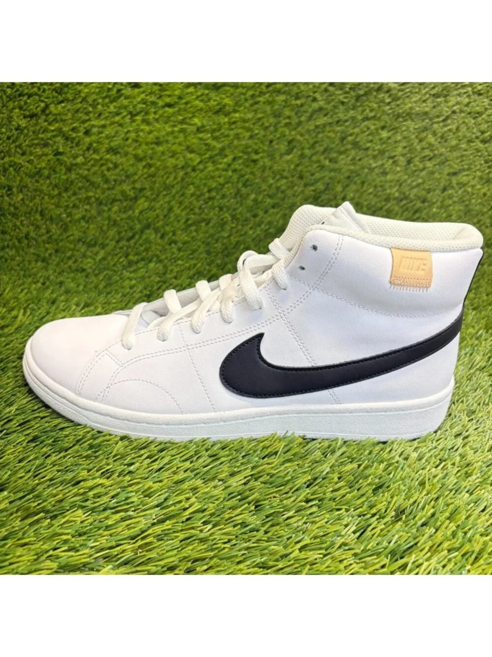 Nike Court Royale 2 Mid Mens Size 10 White Black Gold Athletic Shoes Sneakers